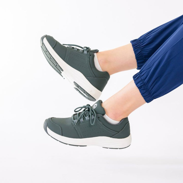 Stride Cushion Work Shoes for Comfort & Pain-Free | Non-Slip, Easy to Clean, Fluid-Resistant
